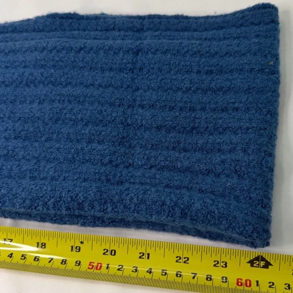 💙 GAP Infinity Scarf - Picture 5 of 6